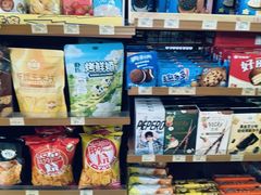 -全家便利店(漕溪北路七店)