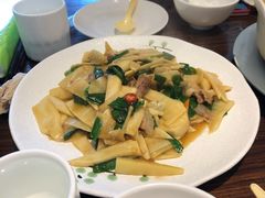 -民间瓦缸煨汤館(嵩山路店)