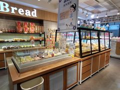 面包甜点陈列柜-雪贝尔Shaber面包花园(民德路店)