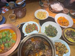 -吃饭皇帝大(长宁龙之梦店)