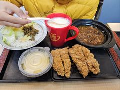 大王卤肉饭-永和大王(一口茶豆浆|花香豆更香·朝晖店)