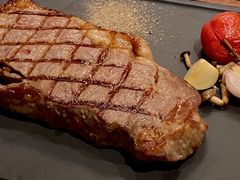 -恰餐厅及酒吧 CHAR Bar & Grill (北京丽都皇冠假日店)