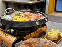 -豚妈妈汤饭·部队锅(南京东路店)