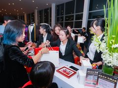 -深圳锦龙奥迪4S店(前海店)