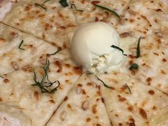 雪山榴莲松子脆飞饼披萨-农畉LONFOOD(万象天地店)
