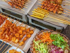 -卞二小串·鹤岗烧烤·坑烤(永定路店)