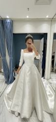 -GRACE KELLY婚纱与礼服(北京店)