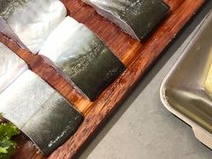 -围炉肉舍•炭烤活鳗•丹东海鲜烤肉(步行街店)