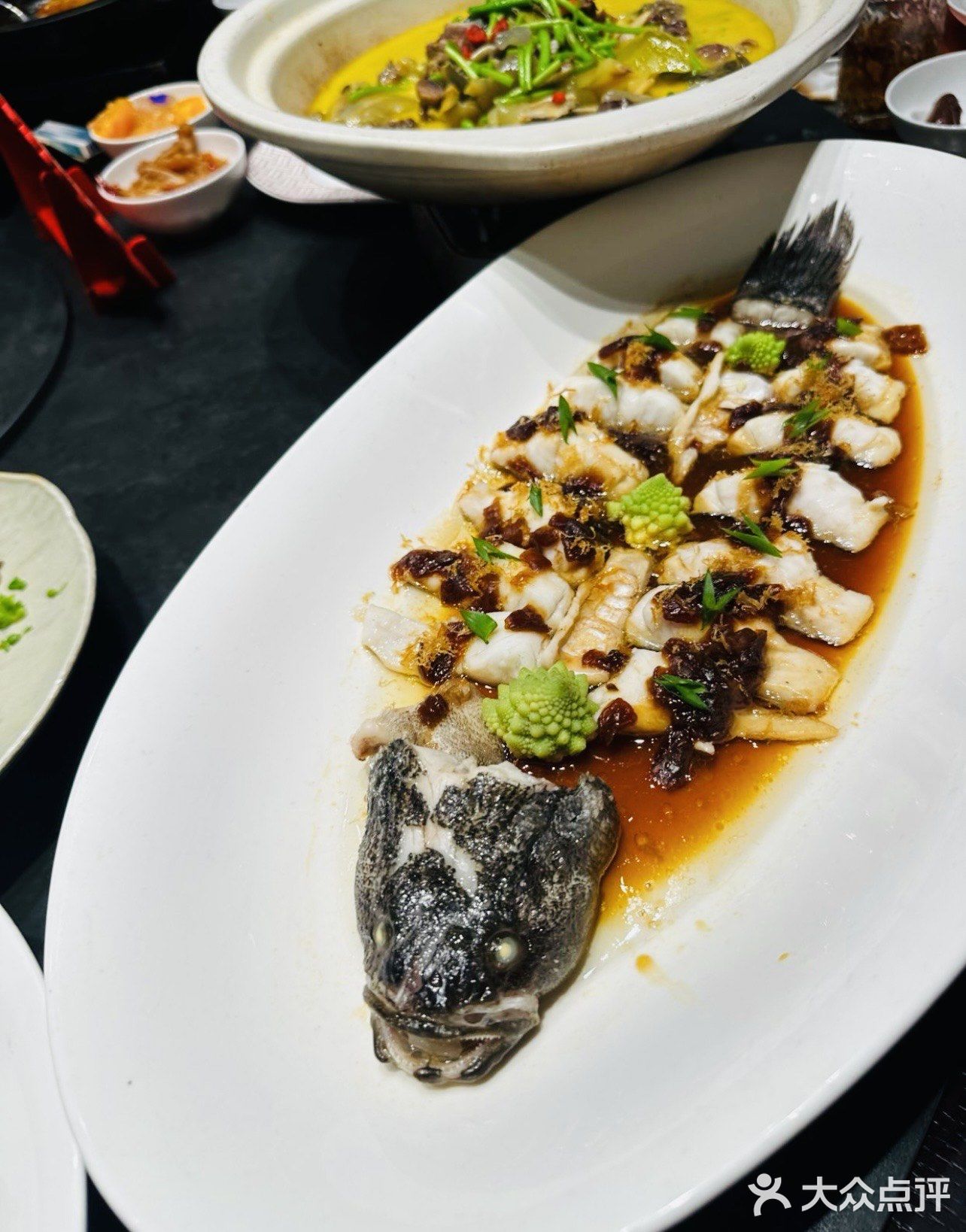 品鉴午间美味佳肴