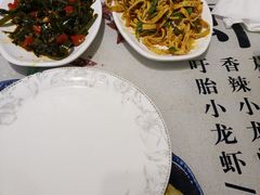 -聚在尊味虾皇·夜宵市集(象湖店)