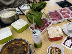 -杨老板·海鲜集市火锅·鲜切牛肉(中防万宝店)
