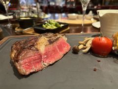 -恰餐厅及酒吧 CHAR Bar & Grill (北京丽都皇冠假日店)