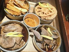 -银米·云南传统过桥米线(双廊黑金冠店)