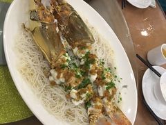 -顺峰渔港中国人的餐厅