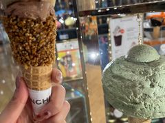 -VENCHI 闻绮(广州太古汇店)