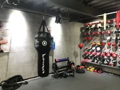 -银背拳击健身工作室