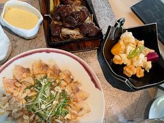-穹六人间 people 6(岳阳路店)