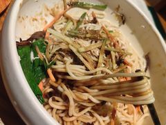 -云海肴·汽锅鸡·云南代表菜(天山百盛优客店)