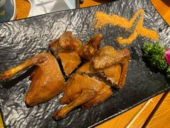 -hallch 好吃餐厅(全运村中央广场店)