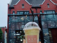 -钟书阁(松江泰晤士小镇店)