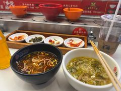 -乡党臊子面(丰庆公园店)