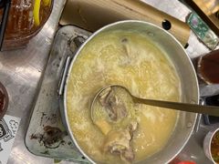 -禄婶鸡煲·打边炉