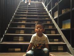 -钟书阁(松江泰晤士小镇店)