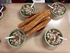 -张阿三馄饨店
