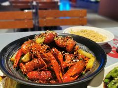 -肥肥虾庄·金牌油焖大虾(杨园滨江时代walk店)