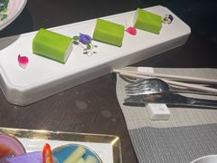 翡翠奶冻糕-江上荟·创意中国菜(绿地缤纷城店)