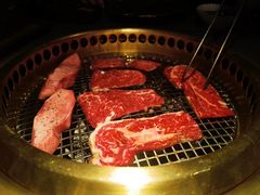 -铭牛烧肉·和牛海鲜自助(高新月牙湖店)