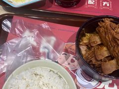 -馋员外排骨米饭(红旗街万达店)