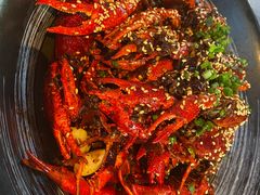 -肥肥虾庄·金牌油焖大虾(汉街SKP店)