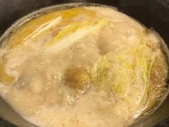 -鲜入围煮花胶鸡海鲜火锅