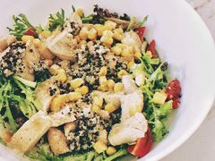 鸡肉藜麦沙拉-研途咖啡馆(健康路店)