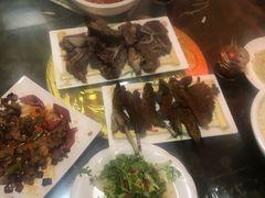-苏莱特色牛骨滩羊手抓馆(长城东街总店)