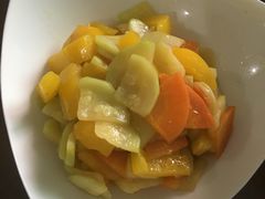 -爱的果实月嫂育婴师(世纪东方店)
