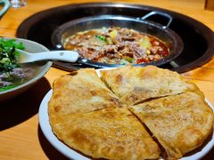 -大众跷脚牛肉馆·非遗传承单位(峨眉山店)