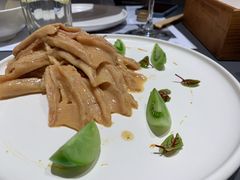 芥末鸭掌-小大董·烤鸭(观景餐厅·南京西路店)