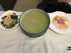 原味过桥米线-云腾食府·云南菜