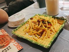 -肥肥虾庄·金牌油焖大虾(东湖欢乐谷店)