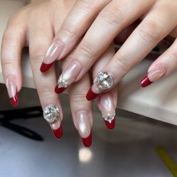 -Nail Me美甲美睫