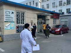 -广安门中医院-南侧地面停车场