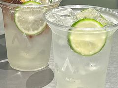 -M Stand(上海人民广场来福士店)