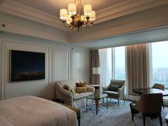 -广州富力丽思卡尔顿酒店