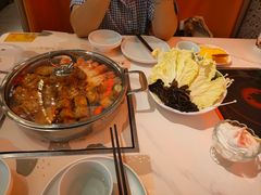 -黄记煌三汁焖锅(新佳丽江汉路店)