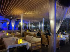 -离岸江景音乐酒馆