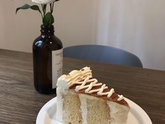 焦糖糯米蛋糕-野路甜点铺(松柏路店)