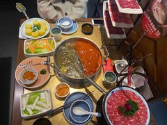 -左庭右院鲜牛肉火锅(金山万达店)