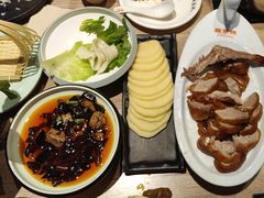 -龙聚德北京烤鸭(沙坪坝华宇A馆店)